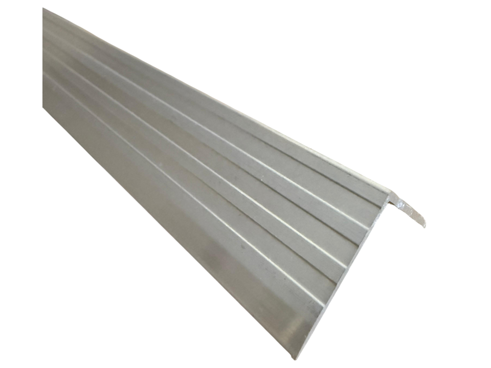 Perfil L 30X30mm barra 3mt Alumínio natural DES-942